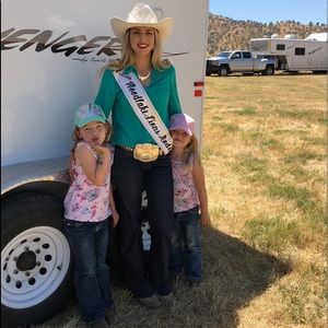 Meet your Posher, Justine